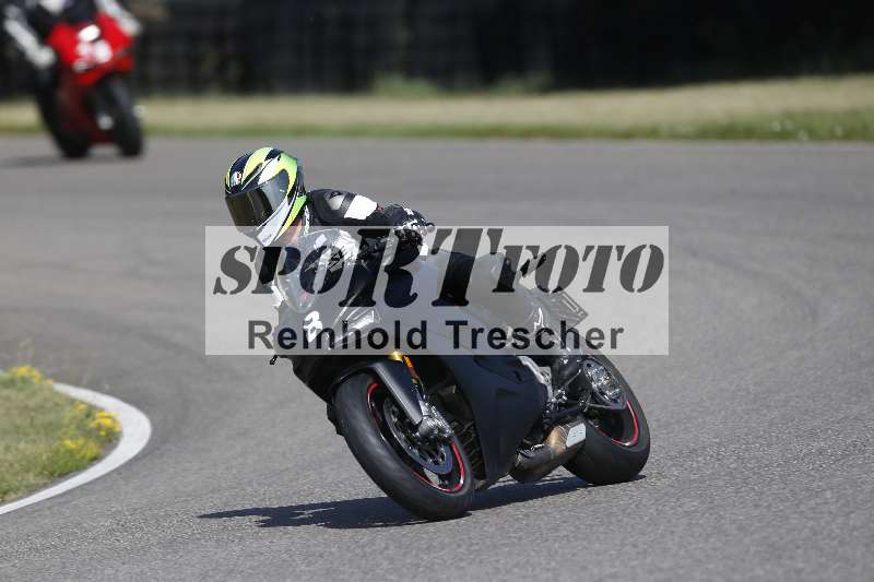 /21 17.06.2026  Ducati Schweiz Track Warmup ADR/Gruppe blau/8